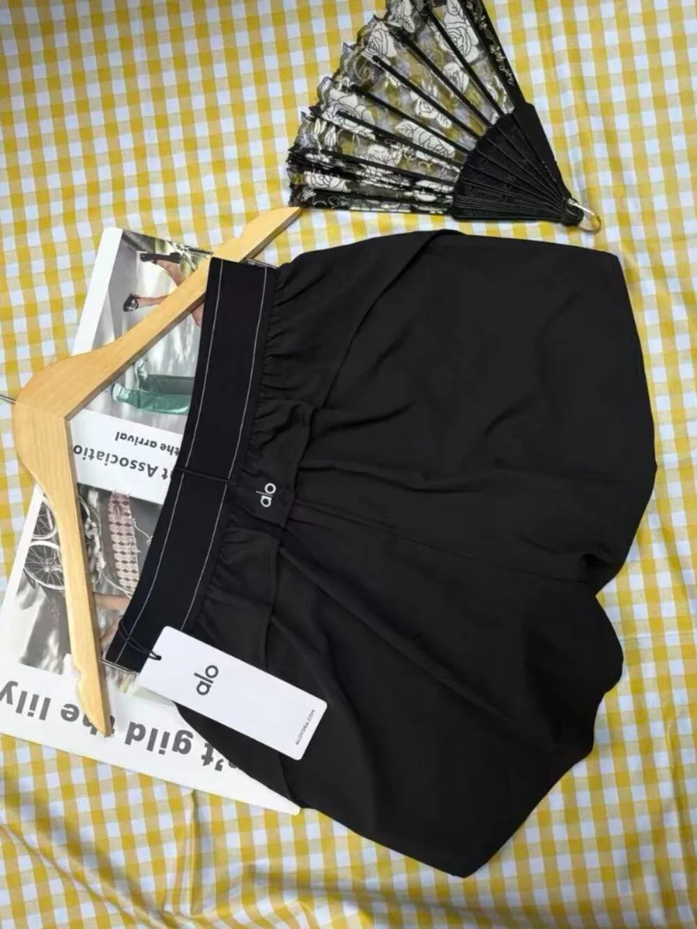 👩‍Alo tennis style athletic shorts high waisted black versatile training shorts